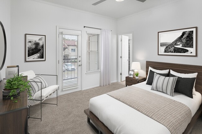 Building Photo - Aventura Cimarron