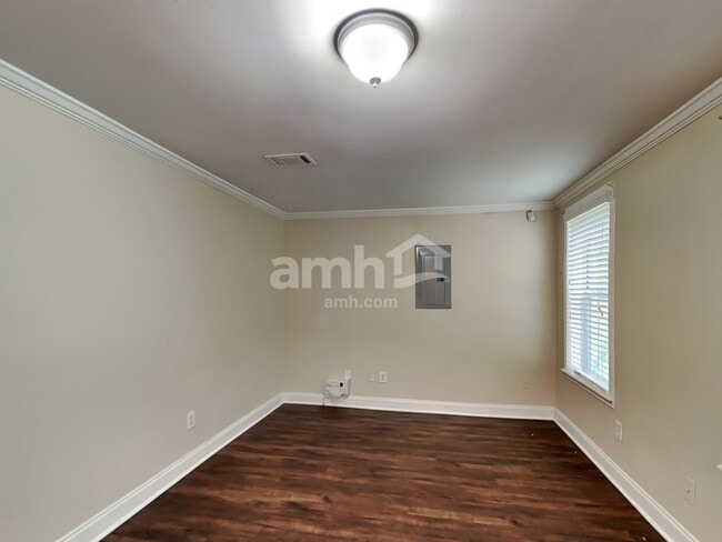 Building Photo - 798 Eight Point Ct