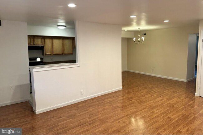 Building Photo - 3926 Stone Gate Dr
