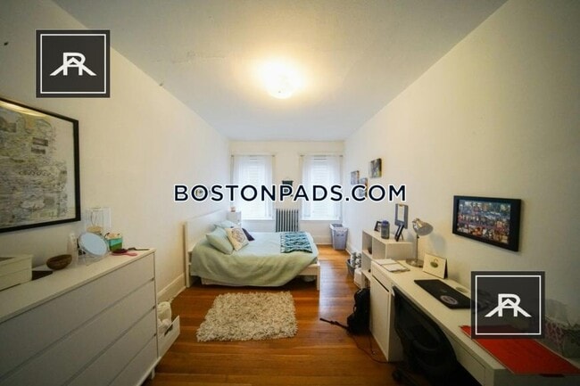 Building Photo - 2 bedroom in Brookline MA 02118