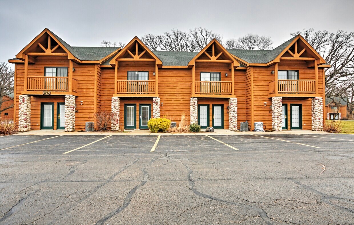 2643 IL178, North Utica, IL 61373 Townhome Rentals in North Utica IL