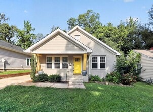 Building Photo - 2323 Arden St