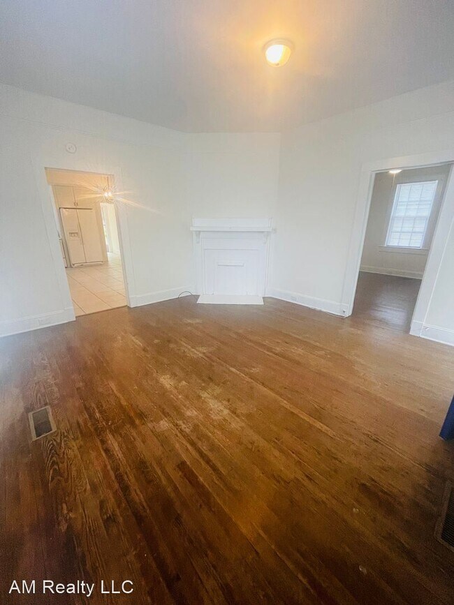 Building Photo - 2 br, 1 bath House - 505 Ross Avenue