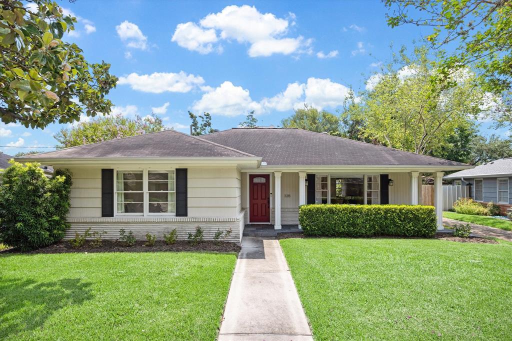 Primary Photo - 3215 Castlewood St