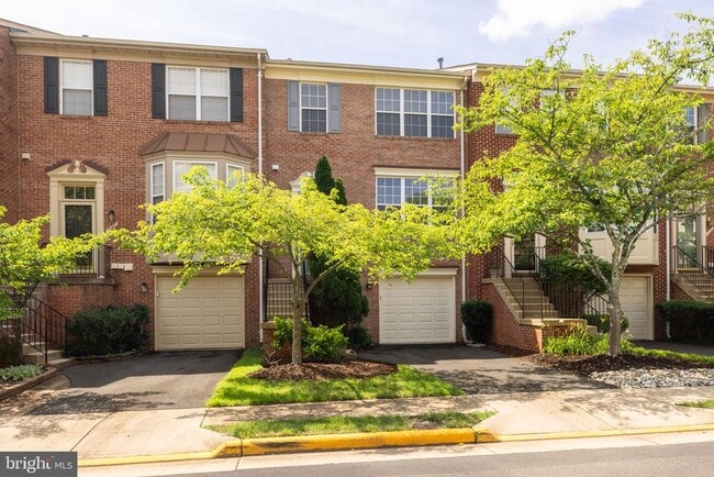 Foto del edificio - 7729 Rachael Whitney Ln