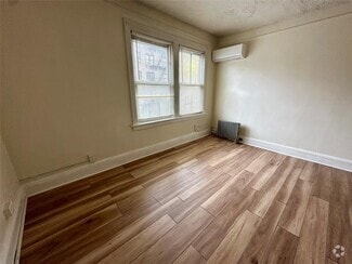 Building Photo - 153 Radford St