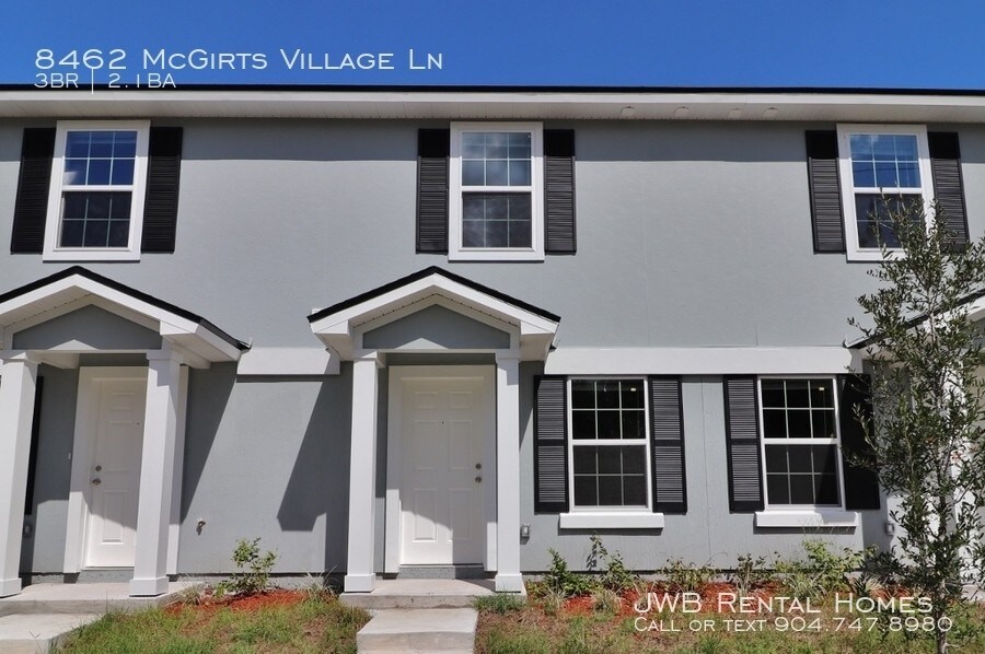 Foto principal - 8462 McGirts Village Ln