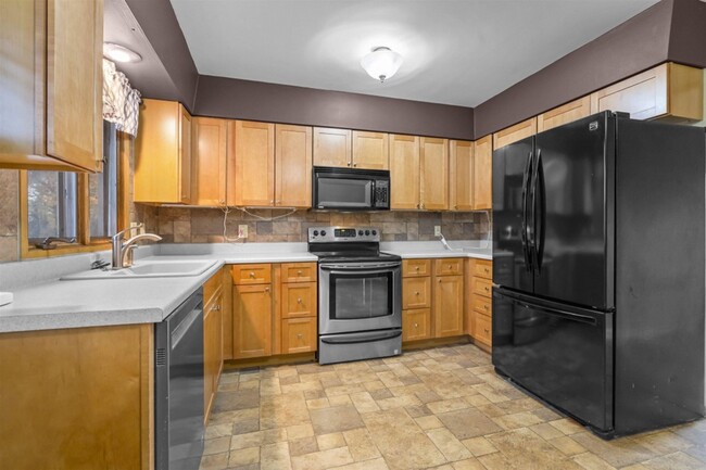 Foto del edificio - 3032 W 9th St