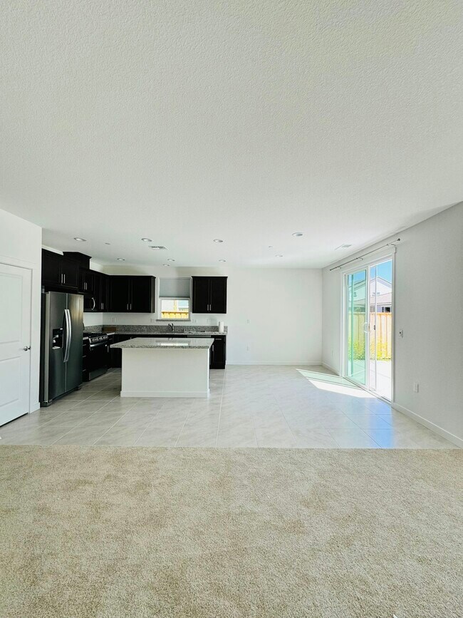 Building Photo - 5395 Trimonti Circle