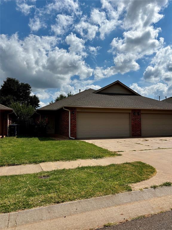Foto principal - 11004 SW 5th St
