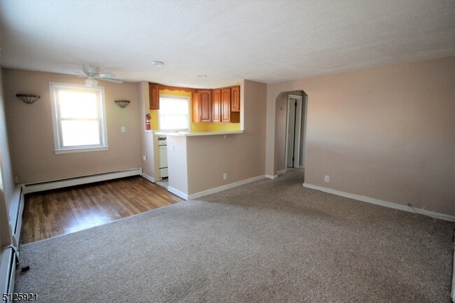 Building Photo - 2497 St Georges Ave