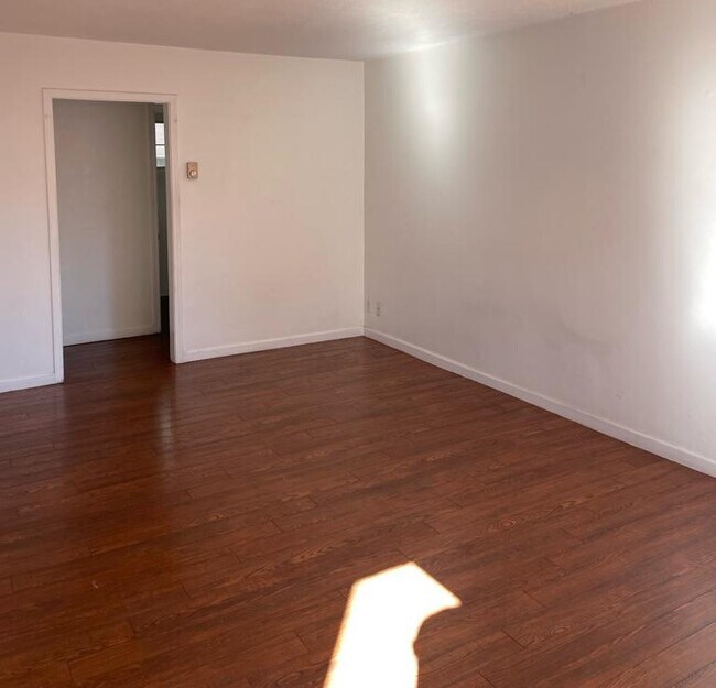 Foto del interior - 3813 Huron Ave