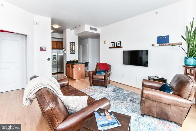 Foto del edificio - 2720 S Arlington Mill Dr