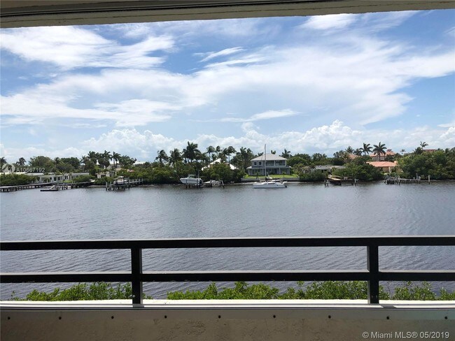Foto del edificio - 3555 S Ocean Blvd