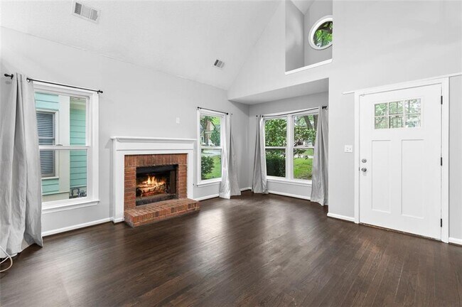 Foto del edificio - 969 Oak St SW