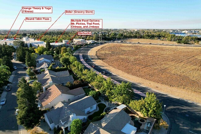 Foto del edificio - 2842 Flora Springs Way