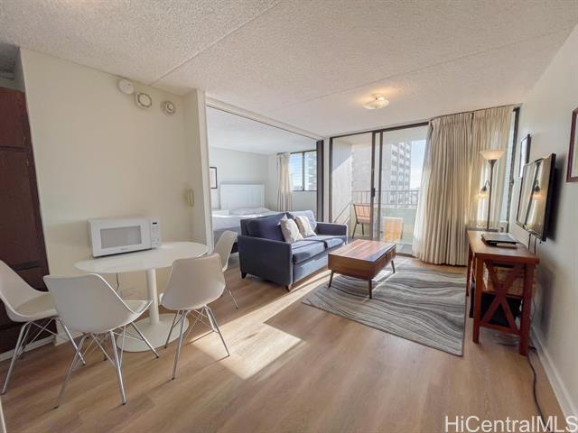 Building Photo - 2240 Kuhio Ave.