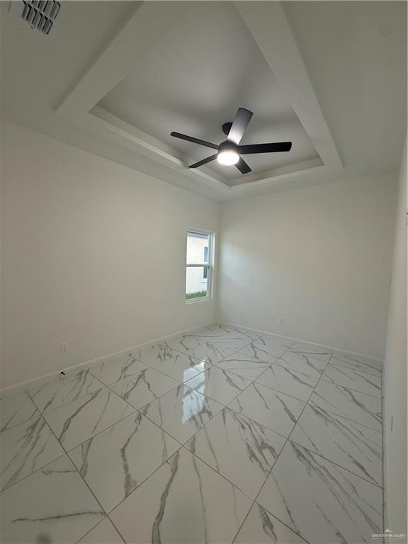 Foto del edificio - 1215 Rosewood Ln