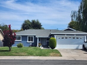 Building Photo - 7565 Red Willow St