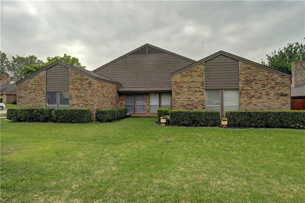Primary Photo - 7110 Casablanca Ct