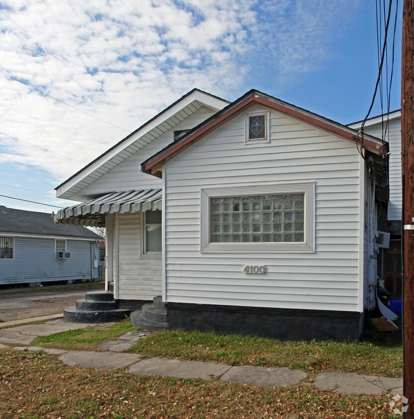 Building Photo - 4100 Iroquois St