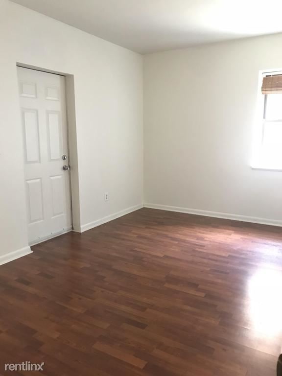 Foto del edificio - 7217 Meade St