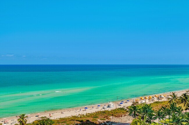 Foto del edificio - 6345 Collins Ave