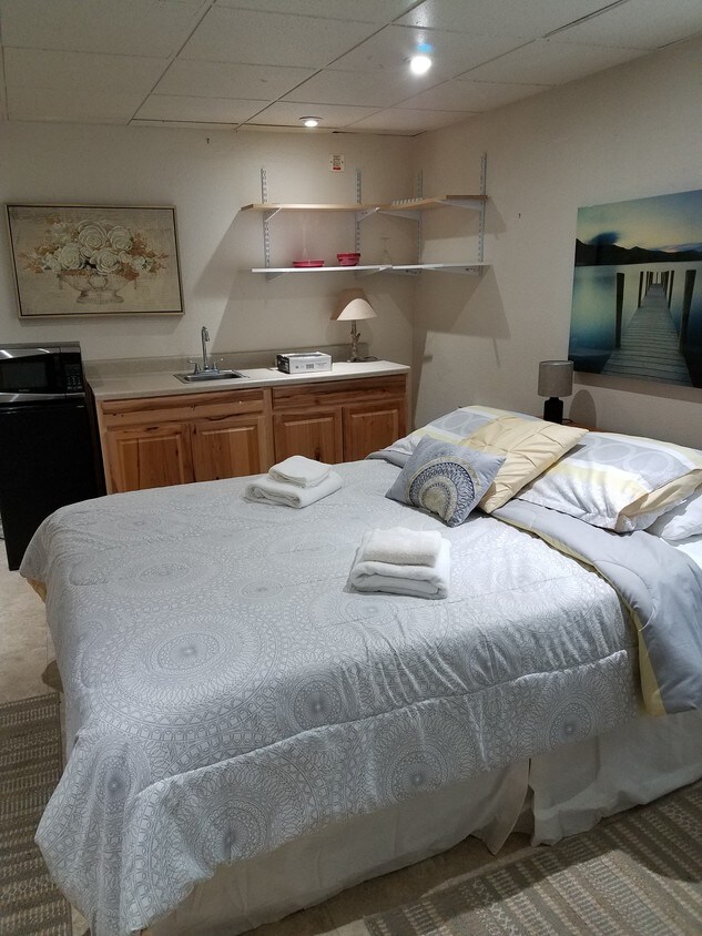 Foto principal - 1819 Rogers Park Ct
