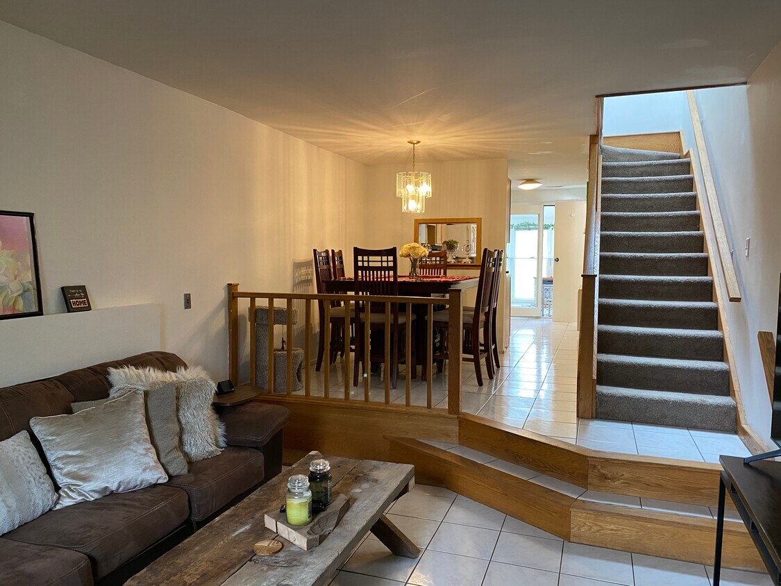 205 Rano Blvd Unit 4, Vestal, NY 13850 205 Rano Blvd Vestal, NY