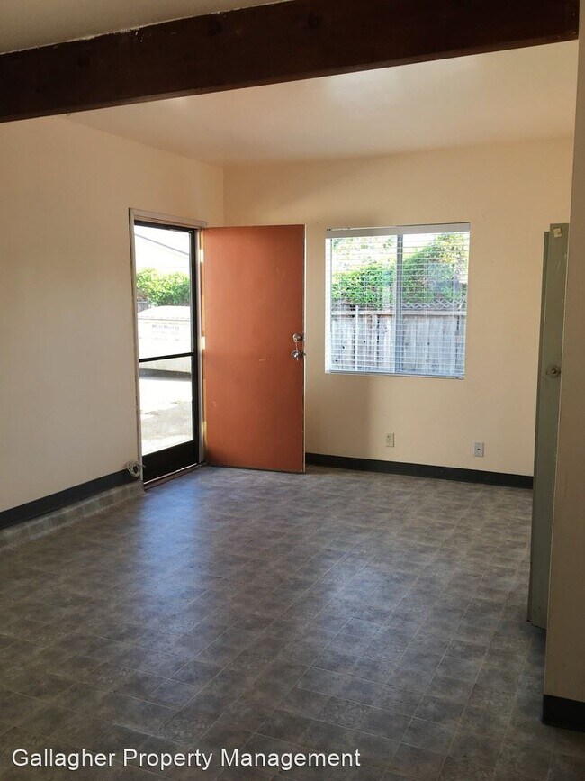 Building Photo - 1 br, 1 bath House - 27 1/2 Magnolia Ave.