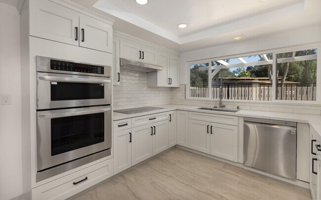 Foto del edificio - 15408 Glentree Rd