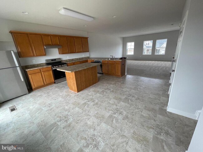 Building Photo - 202 Norland Knoll Dr