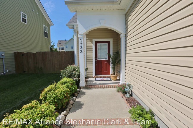 Foto del edificio - 1733 Madison Crossing Ln