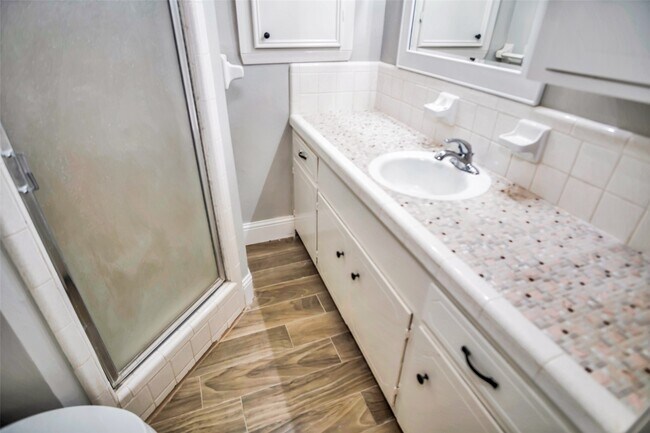 Building Photo - 1715 Capstan Rd