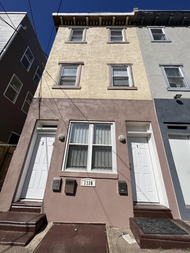 Photo - 1320 N 17th St (Philadelphia, PA)
