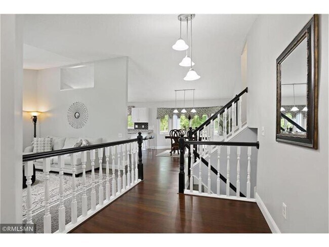 Building Photo - 4446 River Bend Pl
