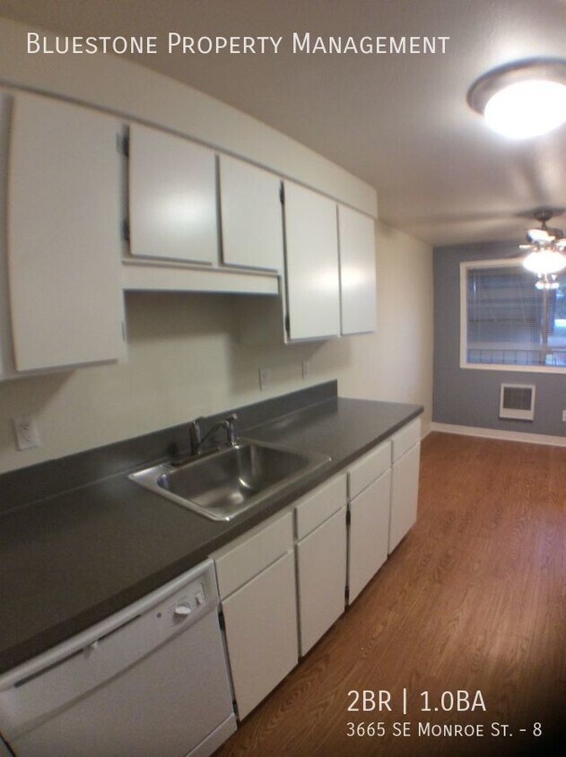 Upper Floor 2 Bedroom/1 Bath with W/D hook... Apartment for Rent in