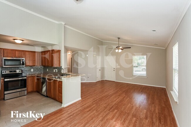 Foto del edificio - 4310 Cochran Farm Ln