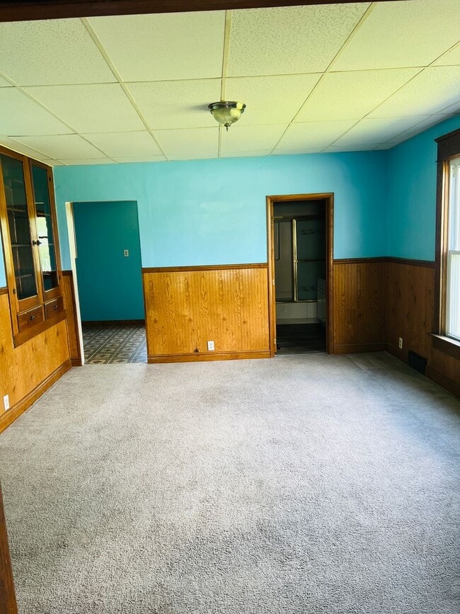 Foto del edificio - Large 4 Bedroom Single Family Home