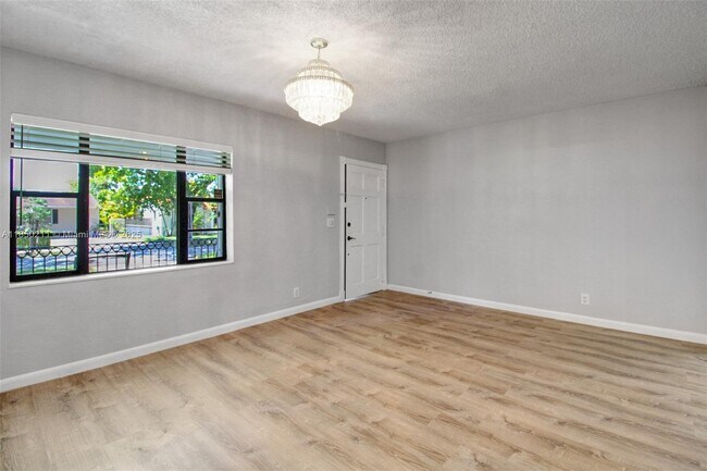 Building Photo - 5921 SW 13th Terrace
