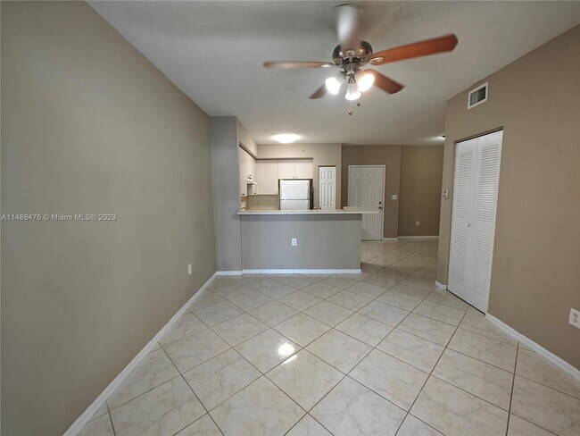 Foto del edificio - 11040 SW 196th St