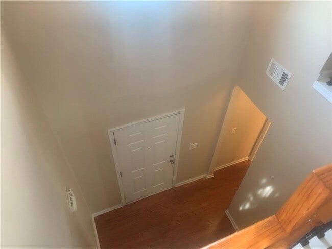 Foto del edificio - 121 Creekwood Tr