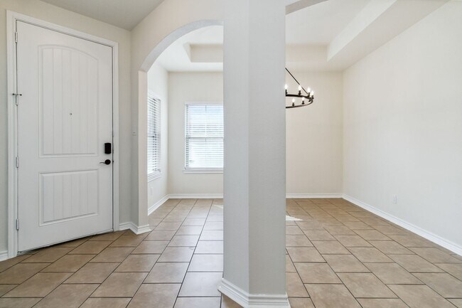 Foto del edificio - 9046 Indigo Lake