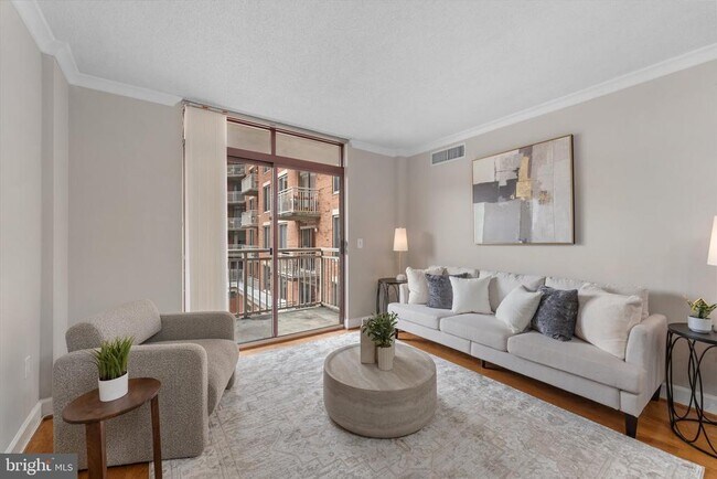 Foto del edificio - 1205 N Garfield St