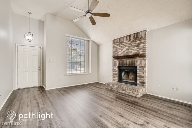 Building Photo - 3 br, 2 bath House - 304 Mahogany Drive UNIT