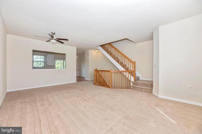 Building Photo - 948 Turning Point Ct