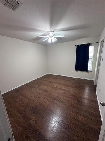 Foto del edificio - 1705 Honey Creek Ln