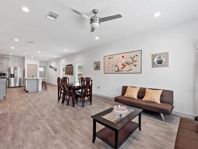 Foto del edificio - 12525 Abbey House Ct