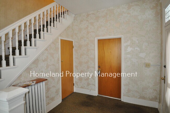 Foto del edificio - 1432 W Knox Ave