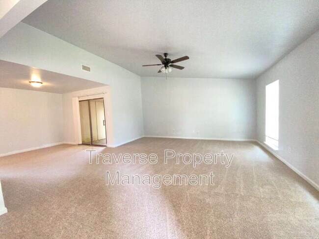 Foto del edificio - 7414 Emory Oak Ln